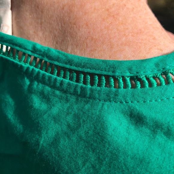 Chico’s Green Cutout Lace Top Shirt 1P,PM 8P-10P - Picture 8 of 10